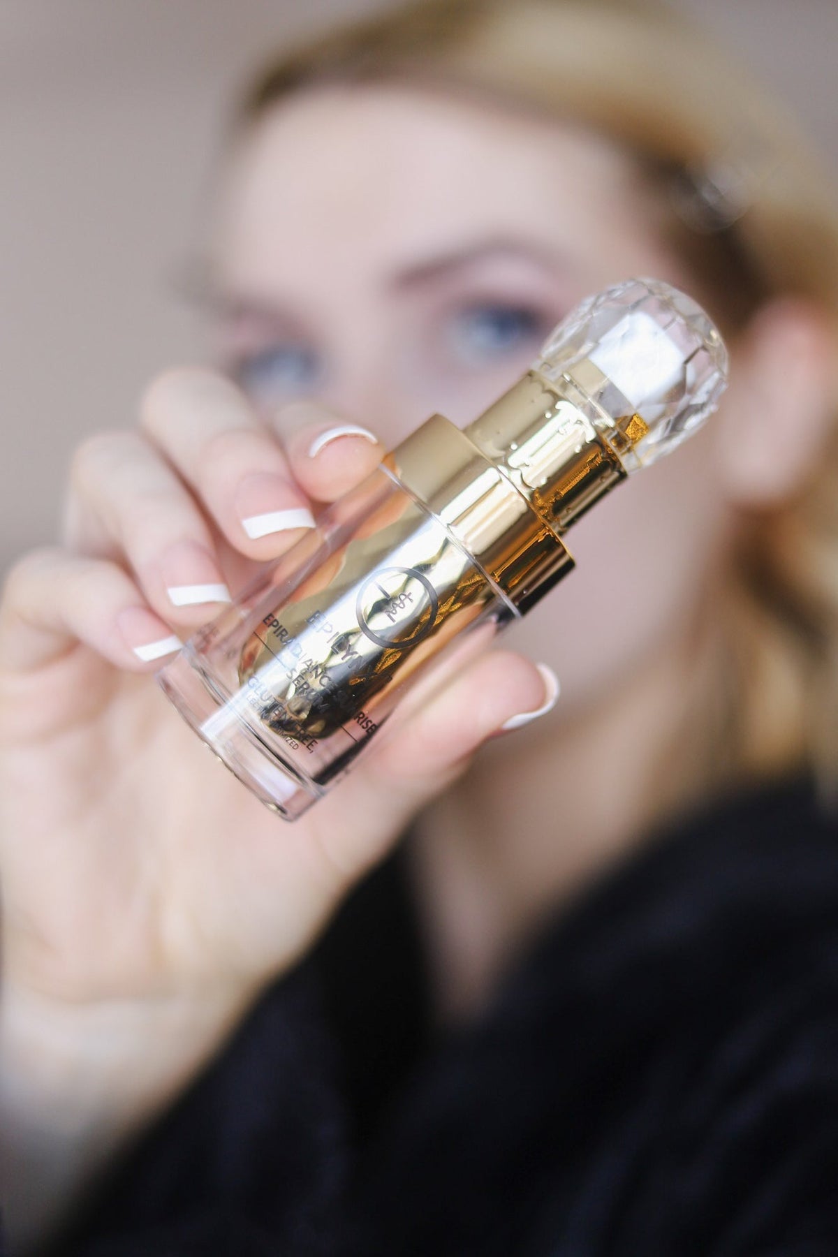 Hyaluronic Acid Serum for Sensitive & Mature Skin